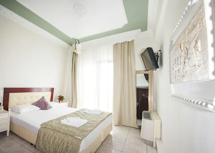 فندق Zografos 2*