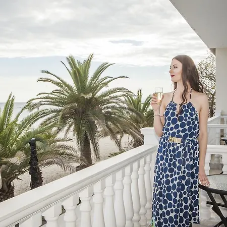 Zografos 2* Paralia Katerinis