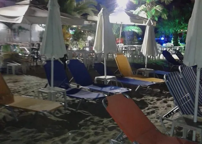 Zografos 2* Paralía